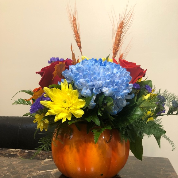 Meet your Posher, Becca - Picture 1 of 1